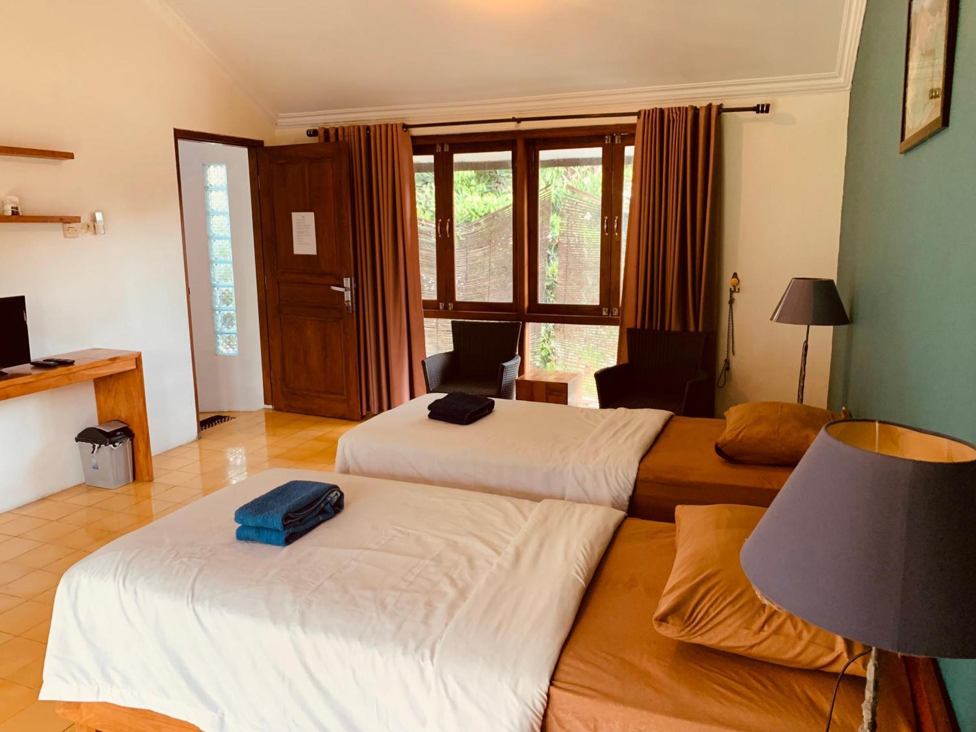 Villa Bougenville Yogyakarta Kültér fotó