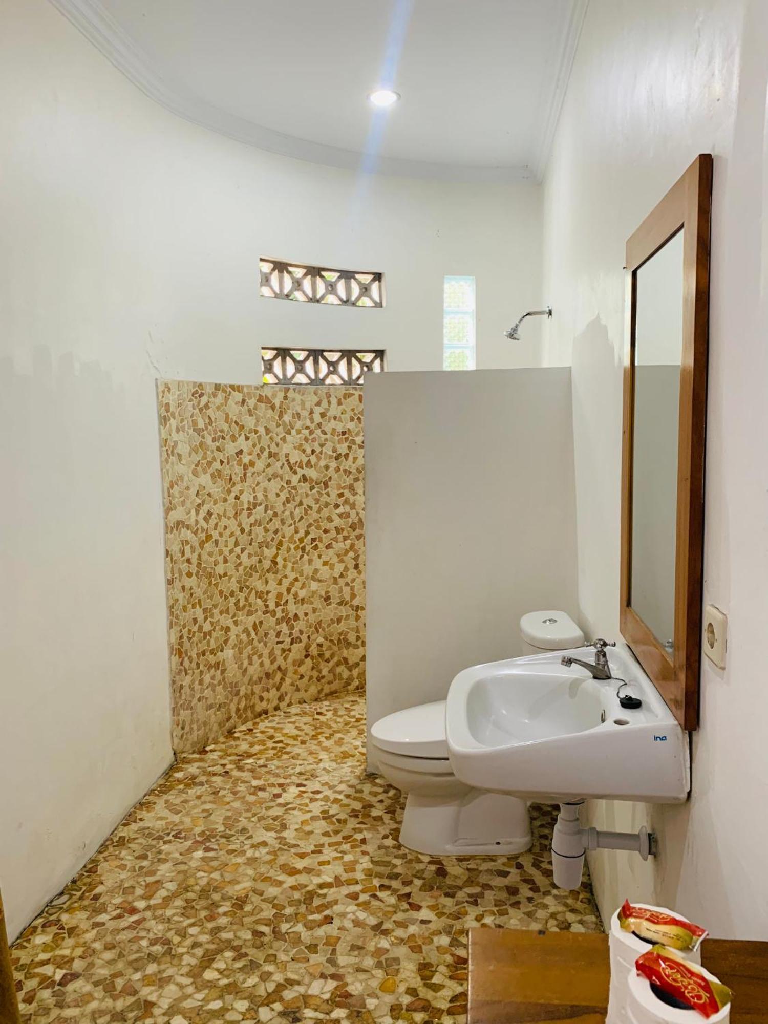 Villa Bougenville Yogyakarta Kültér fotó